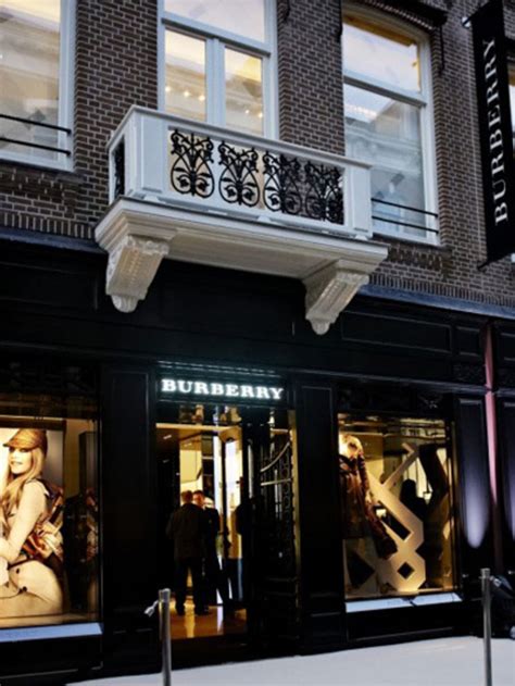 burberry amsterdam opening hours|burberry in amsterdam.